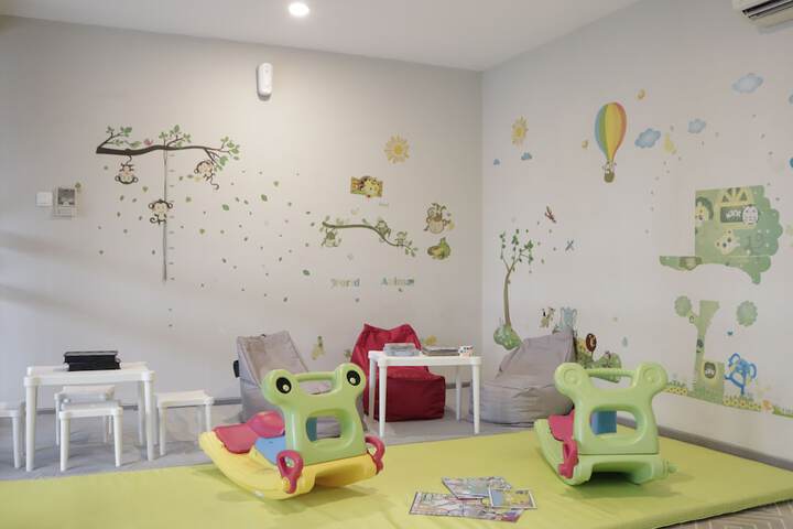 Childrens Activities 52 of 111