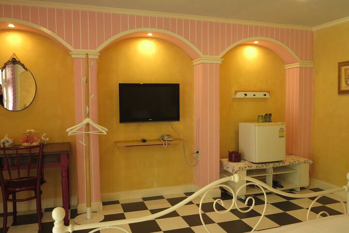 Room amenity