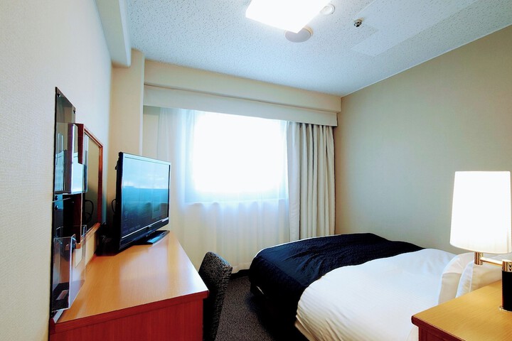 Room 5 of 45