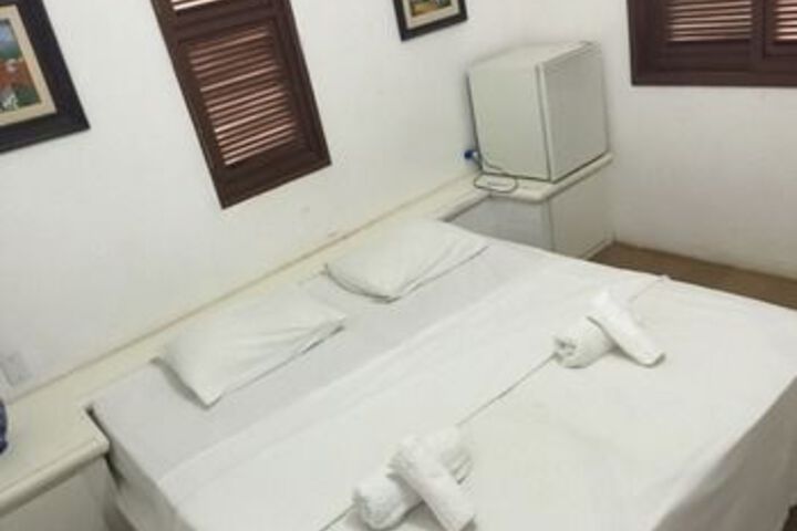 Room 6 of 27