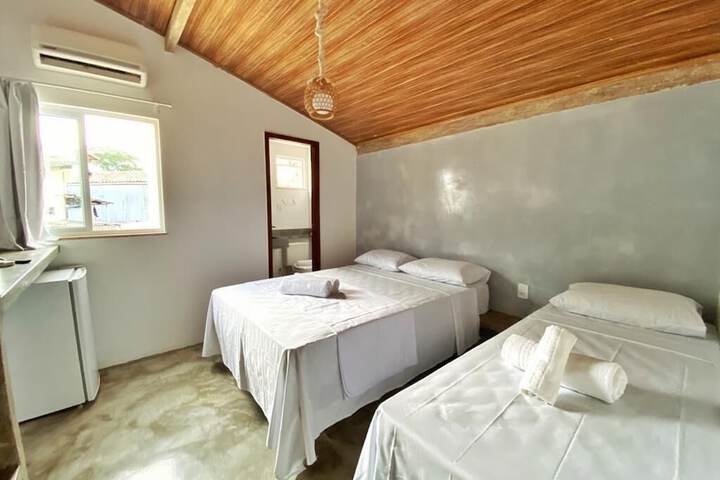 Room 4 of 34