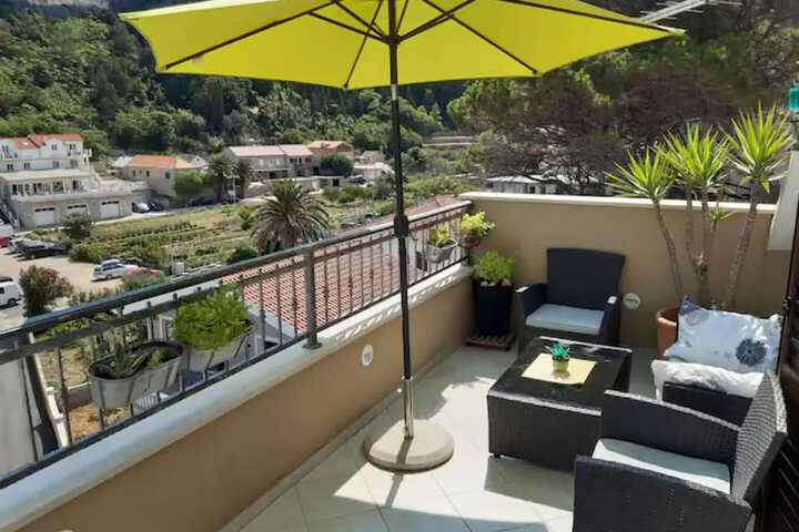 Terrace/Patio 18 of 65