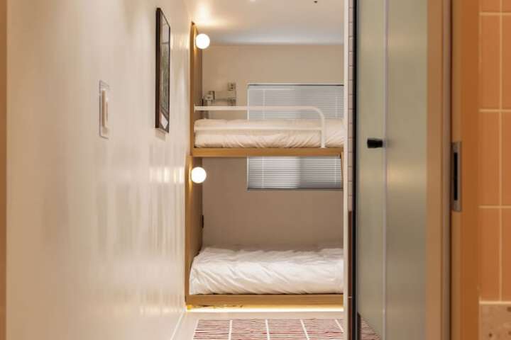 Room 64 of 117