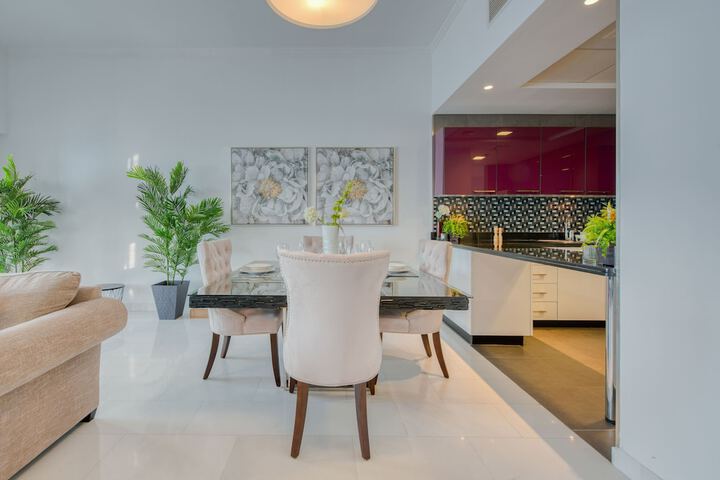 Room 9 of 9