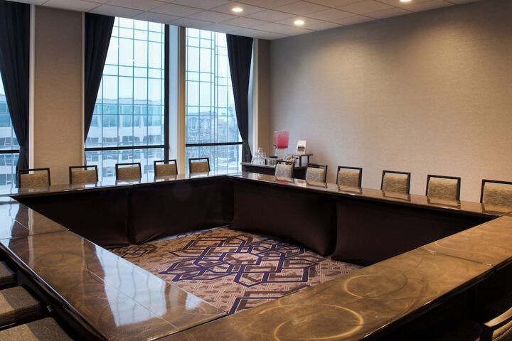 Meeting facility