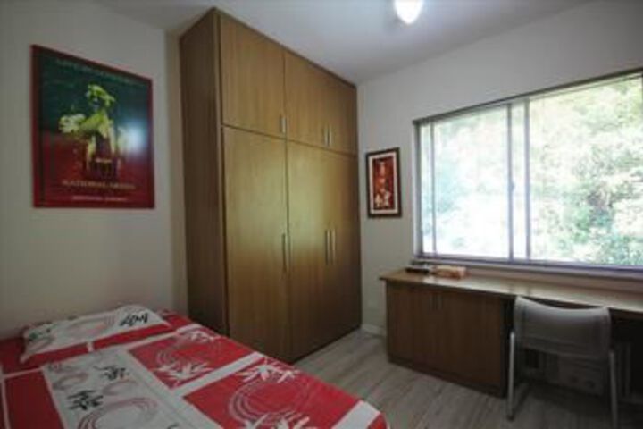 Room 12 of 43