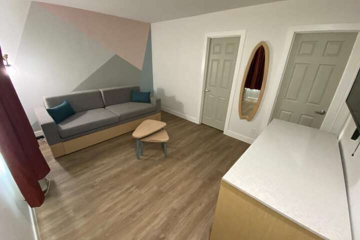 Room 22 of 36