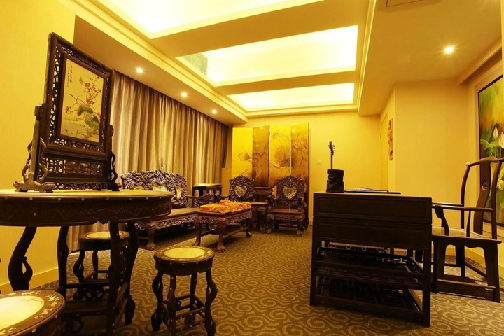 Hotel Interior 5 of 19
