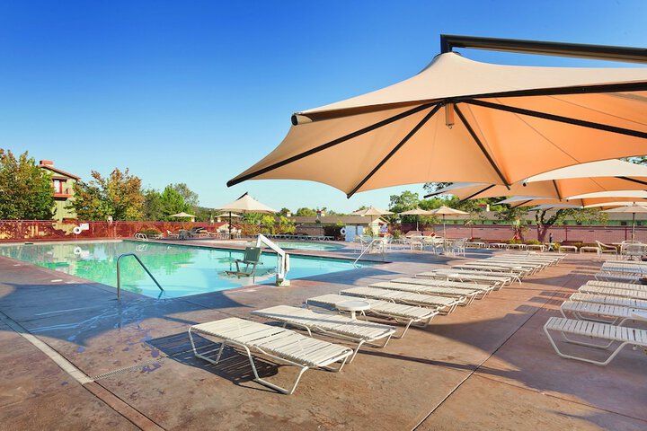 Pool 35 of 66