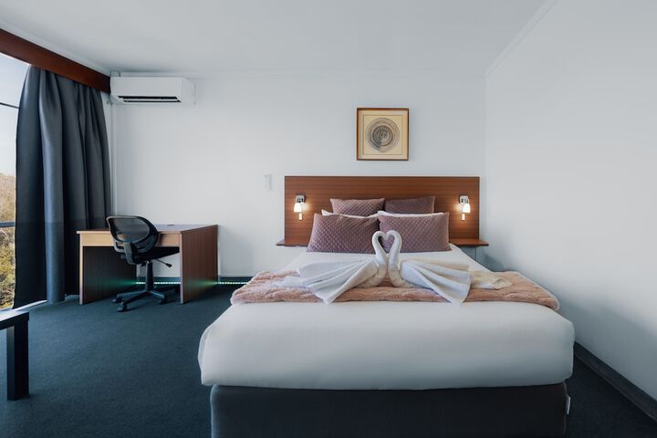 Room 13 of 53
