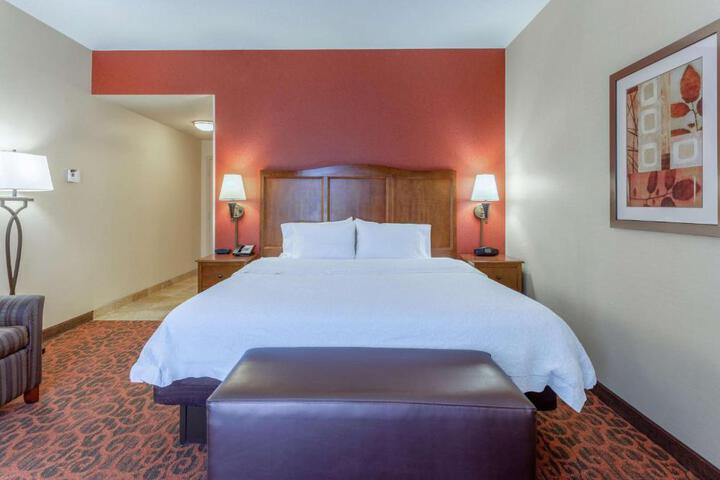 1 King Bed (9 of 12)