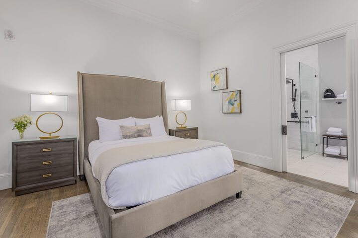 Room 20 of 53