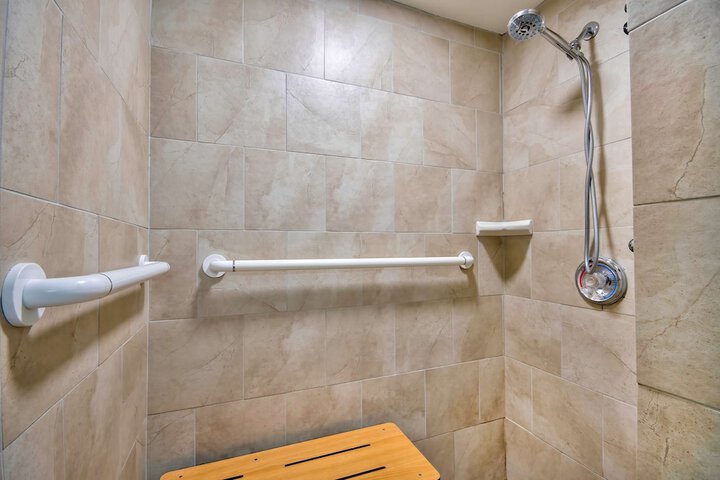 1 Queen Bed | ADA Accessible Roll in Shower Kitchen (3 of 15)
