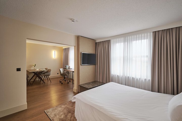 Room 7 of 31