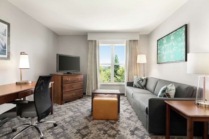 1 King 2 Queen Beds 2 Bedroom 2 Bath Suite (5 of 28)