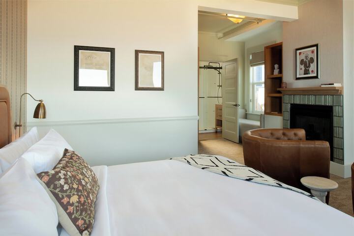 Room 20 of 80