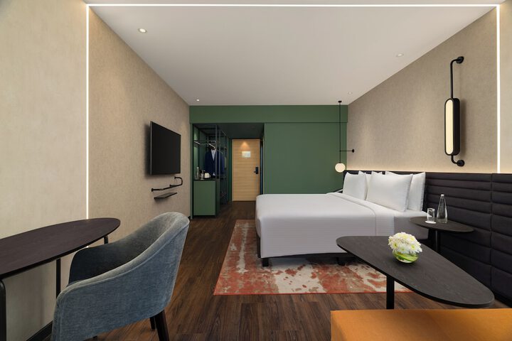 Room 11 of 45