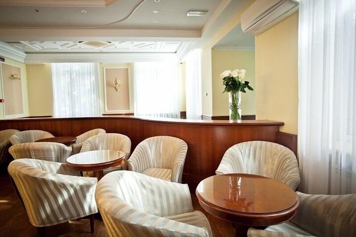 Lounge 57 of 65