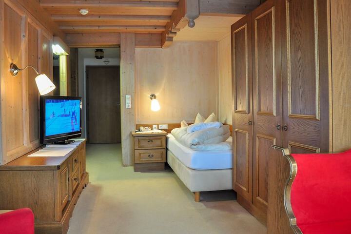 Room 40 of 126