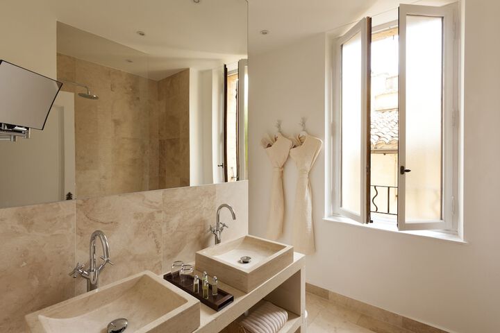 Bath Photo