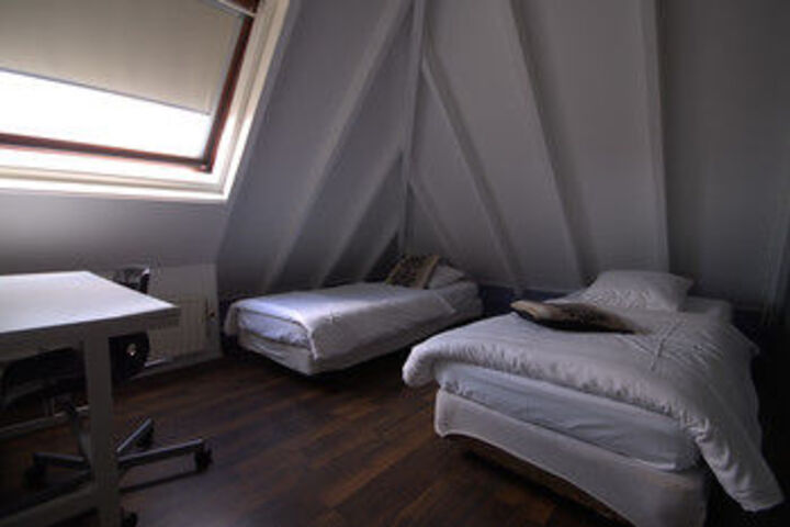 Room 14 of 48