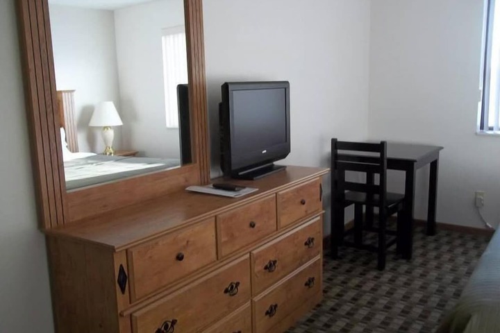 Room 18 of 27