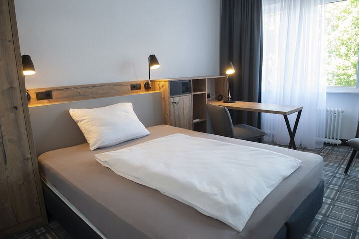 Room 3 of 14
