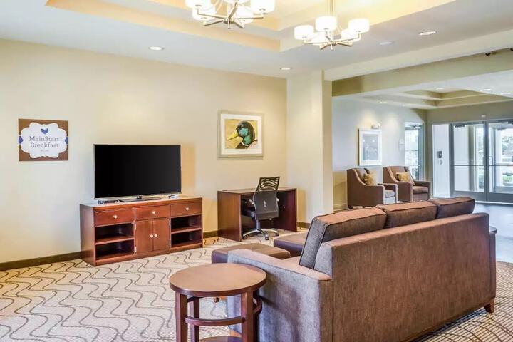 Lobby Entry