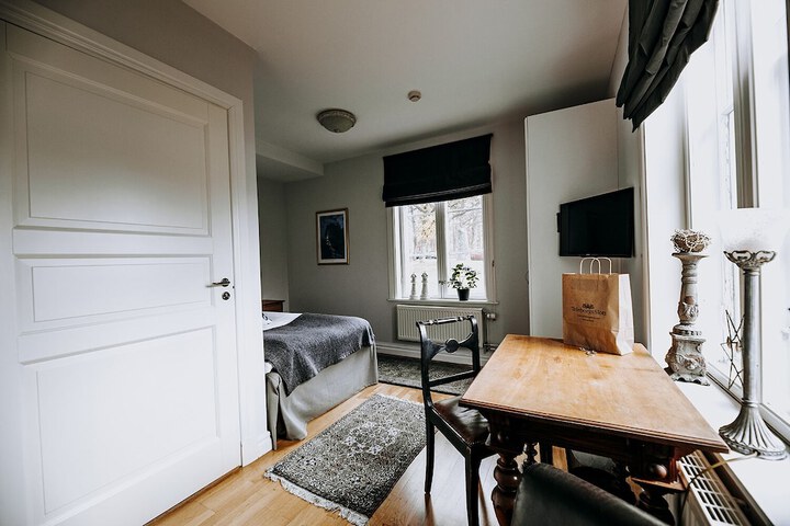 Room 7 of 45