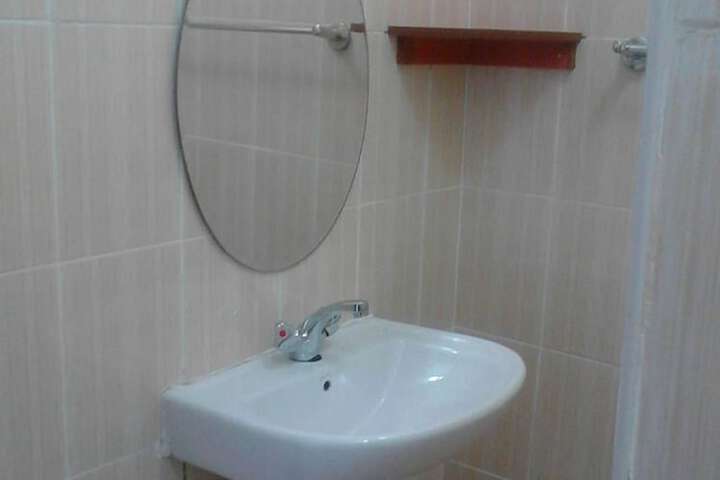 Room 14 of 24