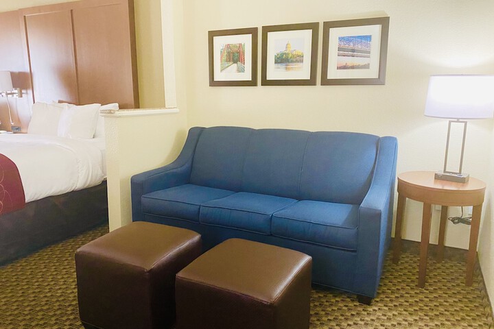Room 15 of 79