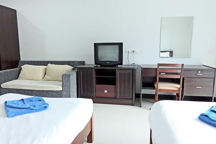 Room 7 of 47