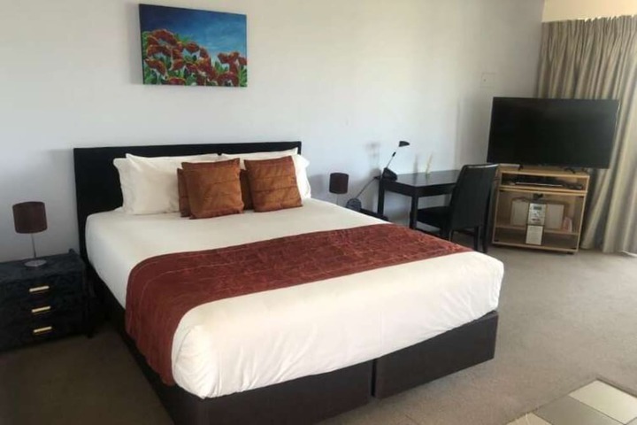 Room 12 of 61