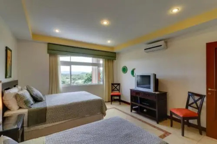 Room 5 of 26