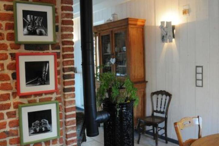 Photo 2