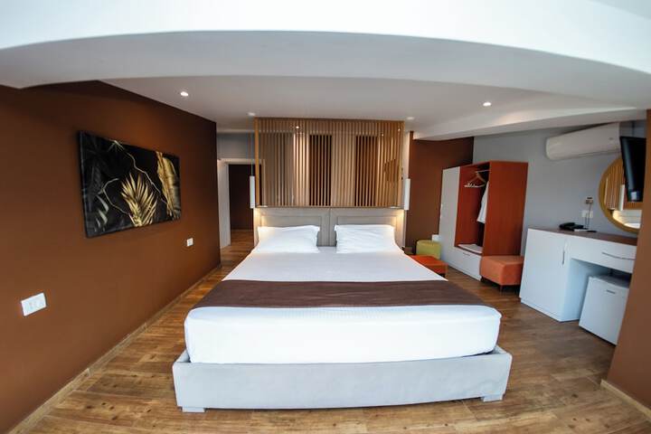 Room 65 of 90