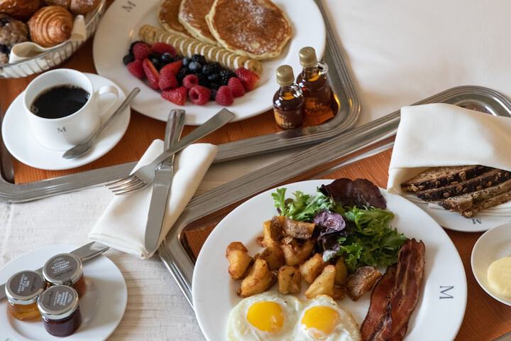 Breakfast/Coffee Service 79 of 81