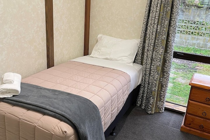 Room 8 of 70