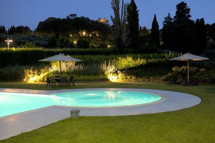 Pool 42 of 85