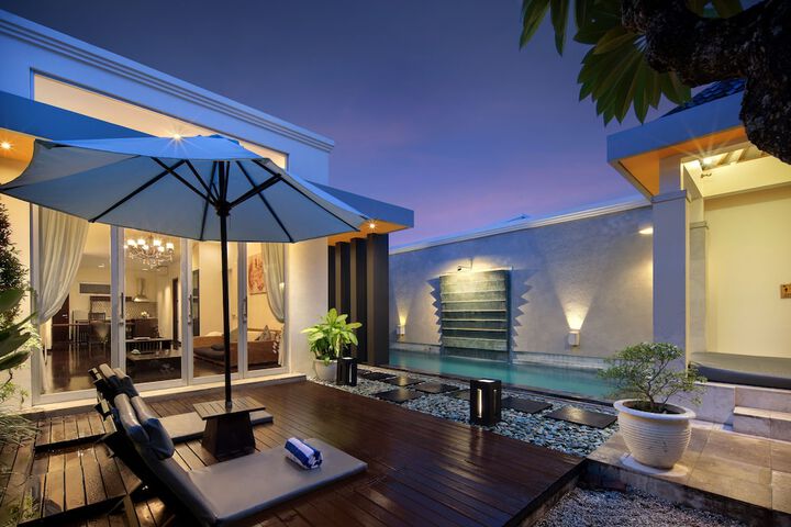 Terrace/Patio 19 of 43