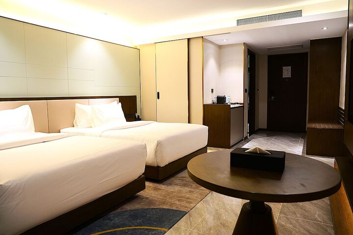 Room 31 of 313