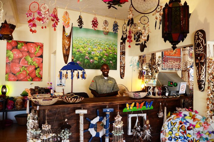 Gift Shop 30 of 41