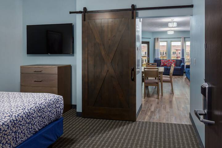 2 Queen Beds (2 of 19)