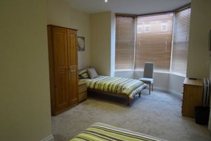Room 12 of 22