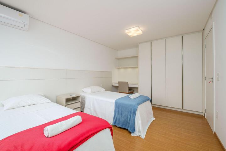 Room 1 of 46