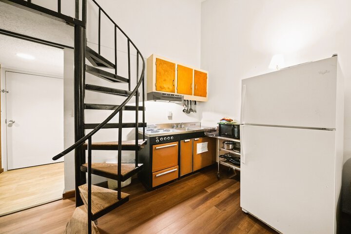 Private kitchenette