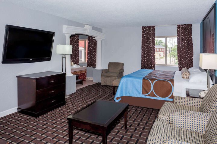 1 King Bed (9 of 15)
