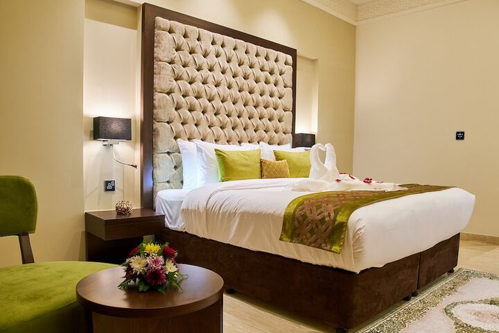 Room 10 of 23