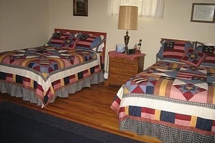 Room 2 of 18