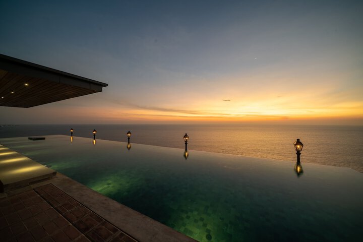Pool 26 of 35